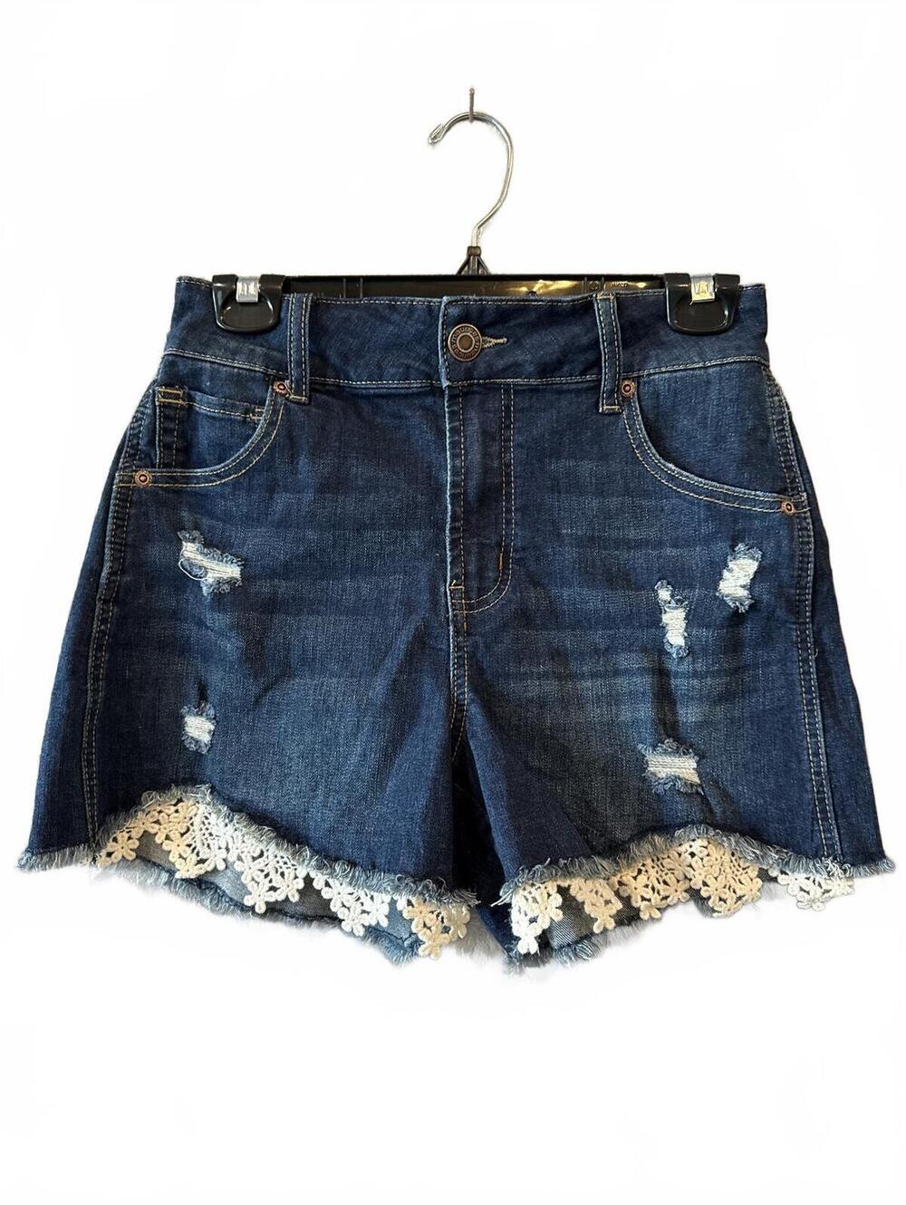 M Jeans by Maurices High-Rise Denim Shorts with Lace Trim Size 2